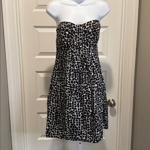 White House Black Market | Dresses | White House Black Market Champagne  Black Dress | Poshmark